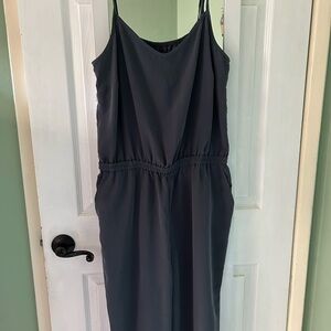 Elegant Black Sleeveless Dress